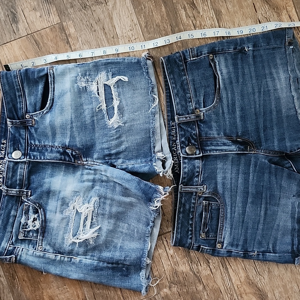 American Eagle super stretch shorts size 10, TWO PAIR